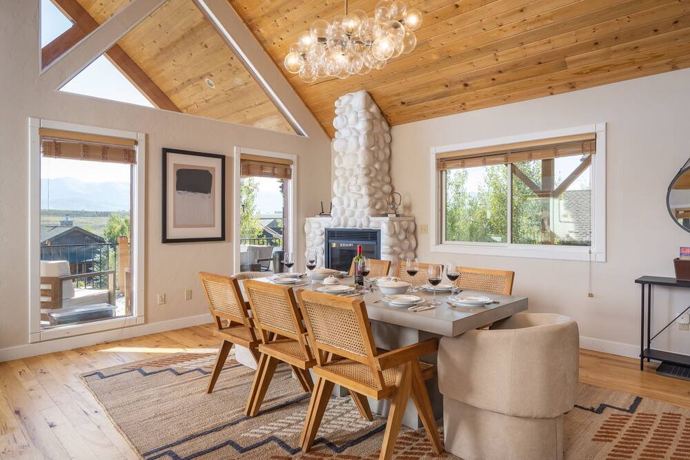 Photo of Livingroom in Tabernash