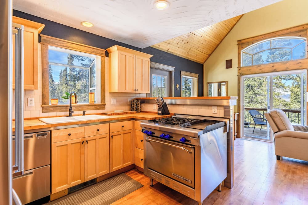 Photo of Kitchen in Valley of the Sun