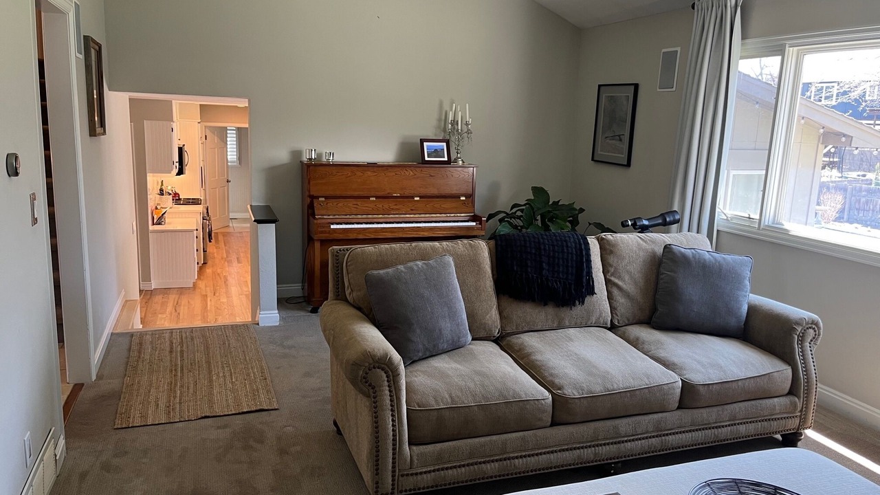 Photo of Livingroom in Arapahoe Ridge