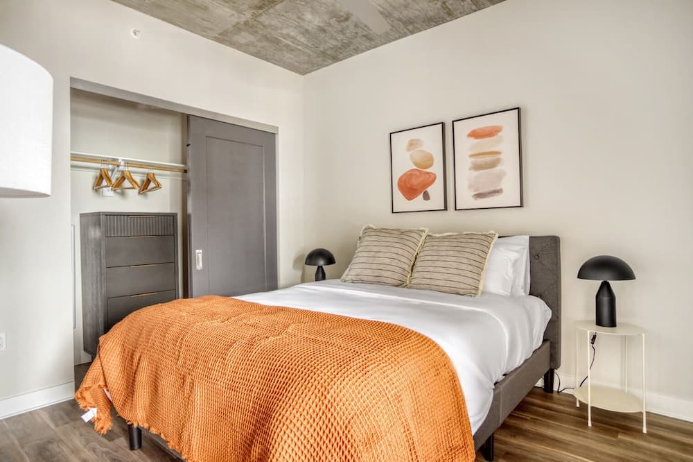 Photo of Bedroom in Golden Triangle
