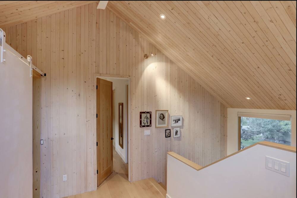 Photo of Bedroom in Newlands