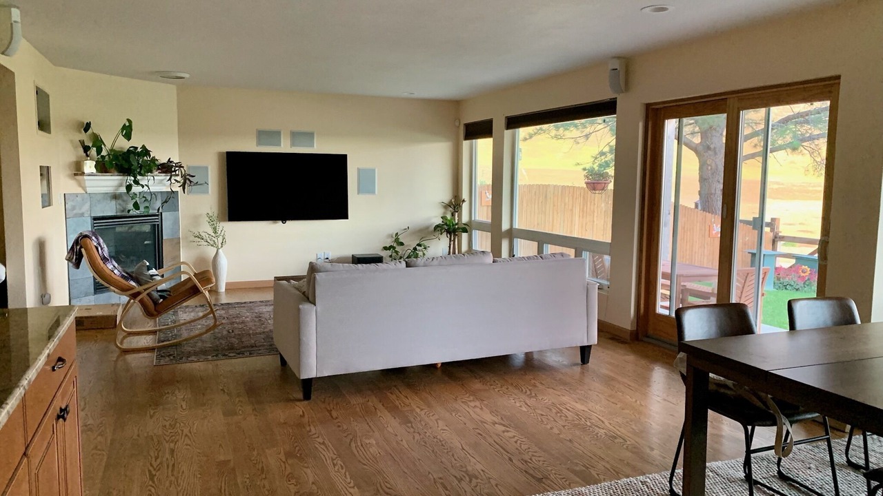 Photo of Livingroom in Ken Caryl Ranch North Plains
