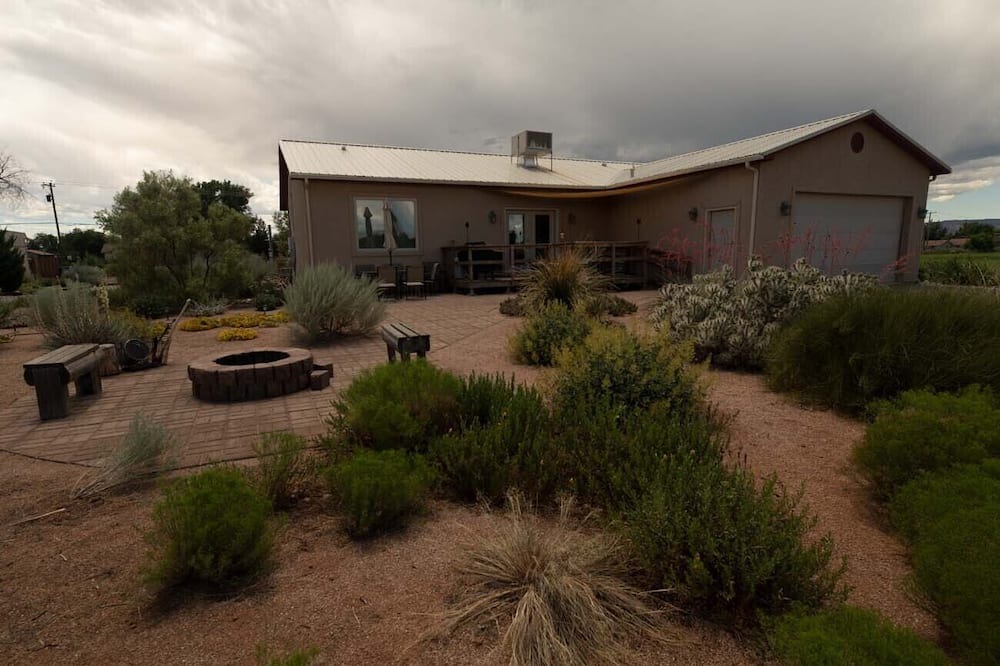 Photo of Outdoor in Pear Park