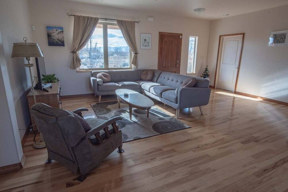 Photo of Livingroom in Pear Park