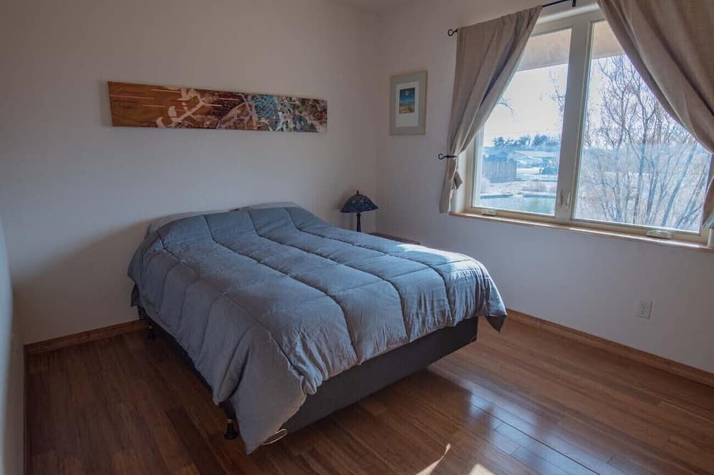 Photo of Bedroom in Pear Park