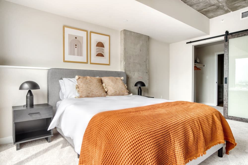 Photo of Bedroom in Golden Triangle