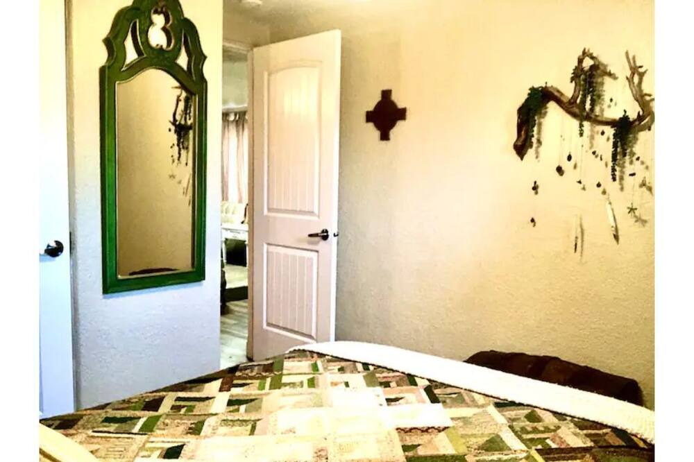 Photo of Bedroom in Berkley