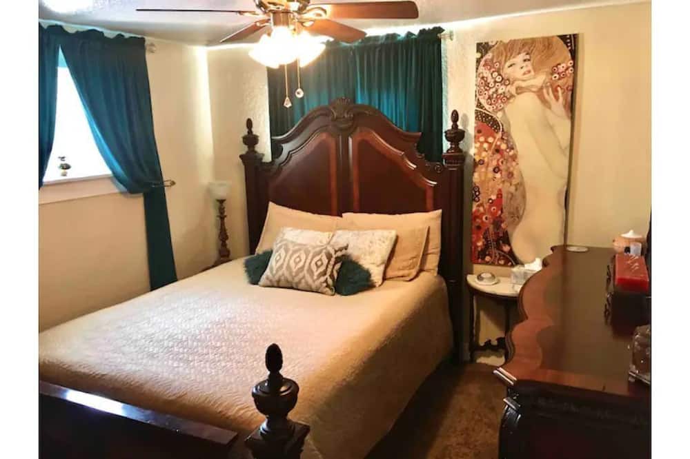 Photo of Bedroom in Berkley