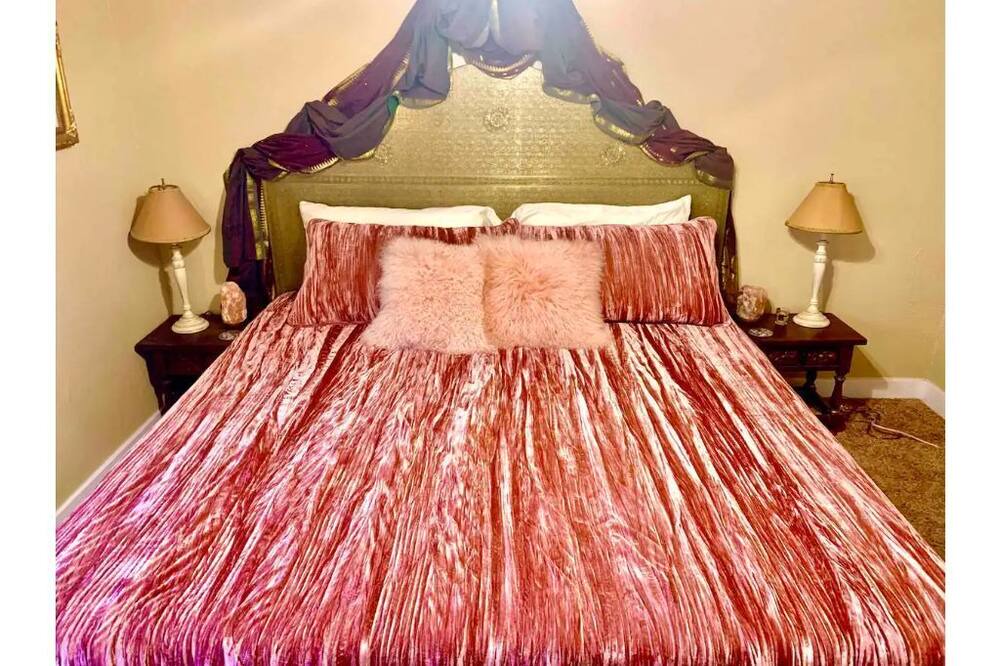 Photo of Bedroom in Berkley