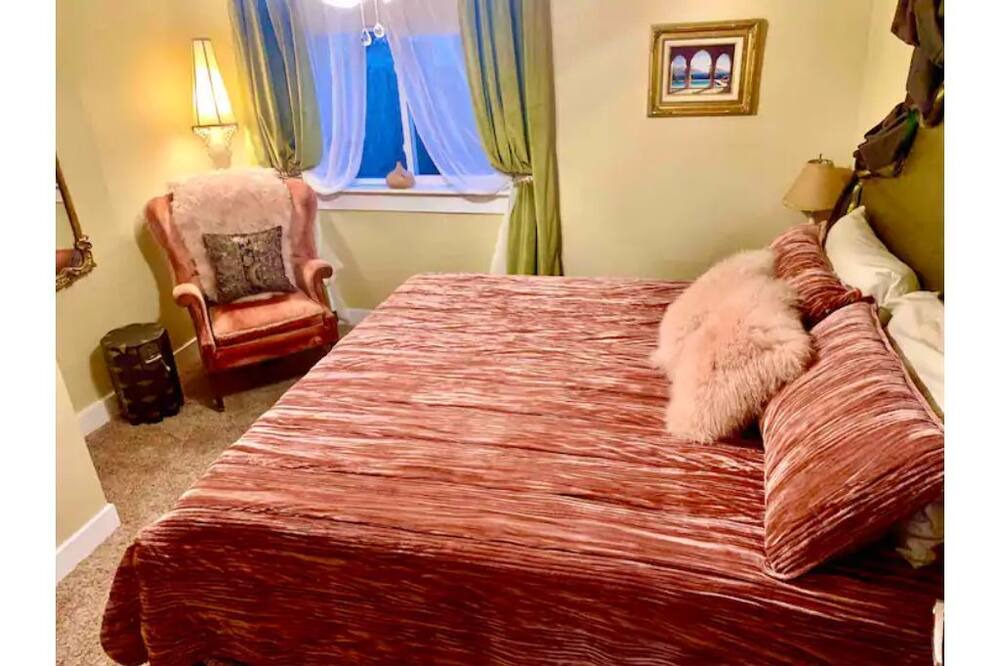 Photo of Bedroom in Berkley