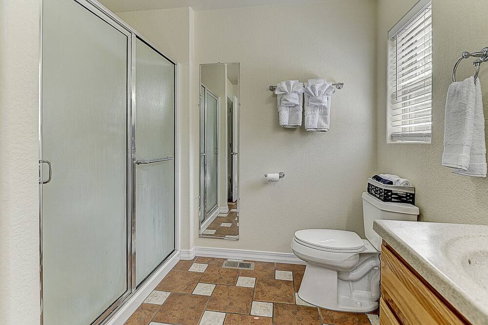 Photo of Bathroom in Woodland Park