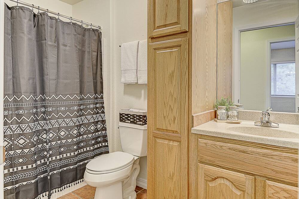 Photo of Bathroom in Woodland Park