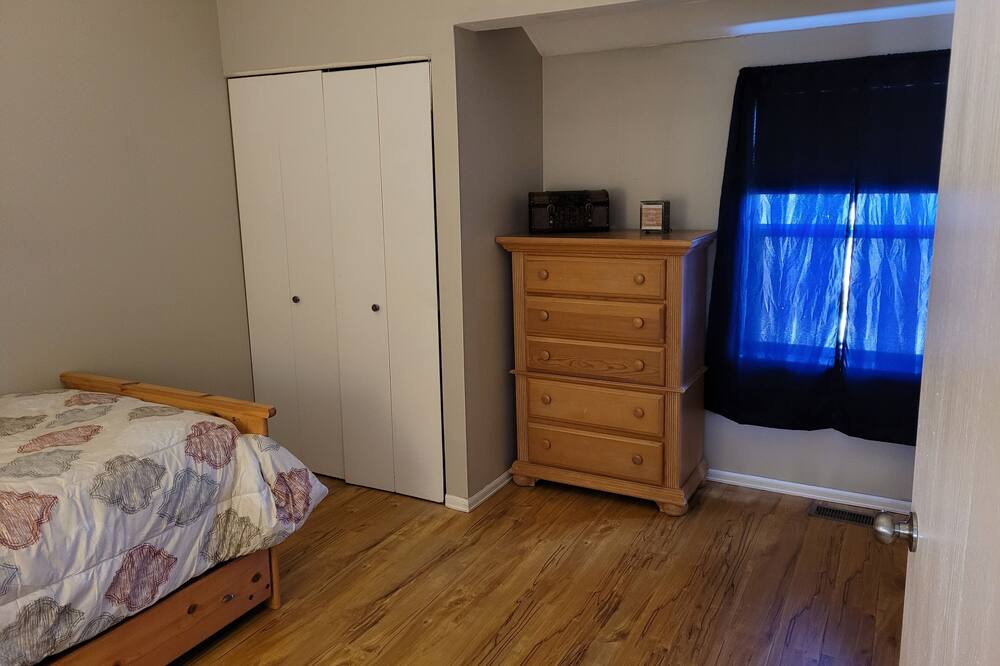 Photo of Bedroom in Cheyenne Meadows