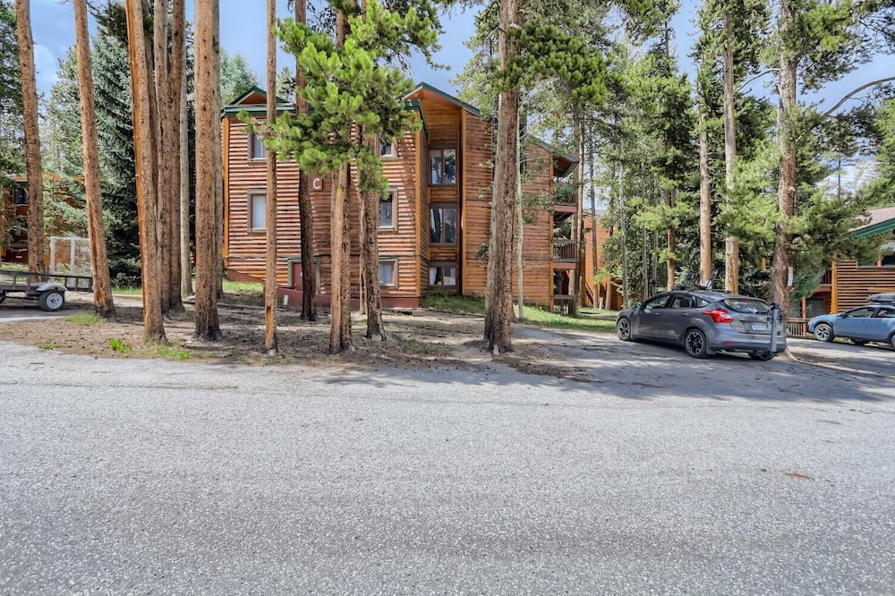 Photo of Outdoor in Boulder Ridge