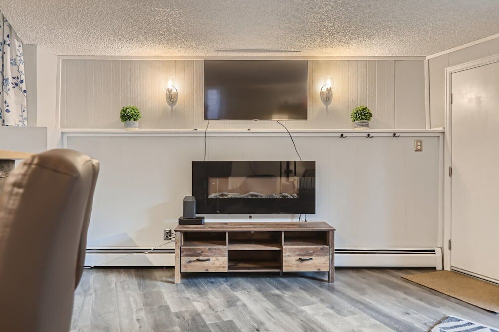 Photo of Livingroom in Boulder Ridge