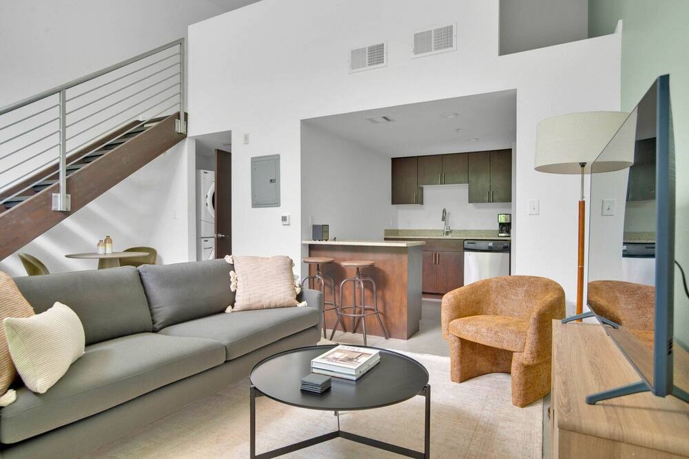 Photo of Livingroom in Capitol Hill