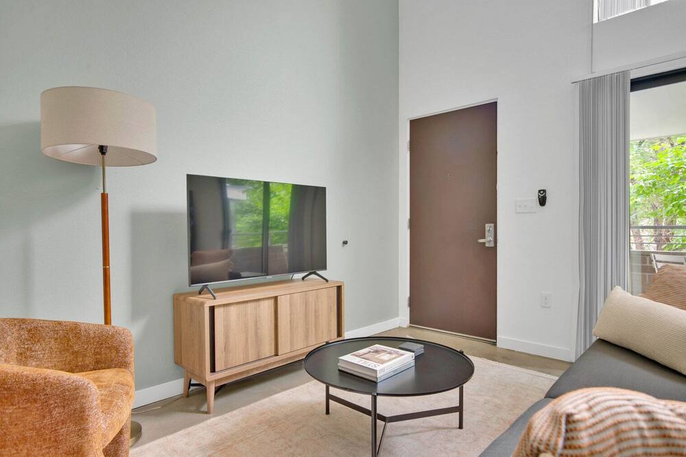 Photo of Livingroom in Capitol Hill