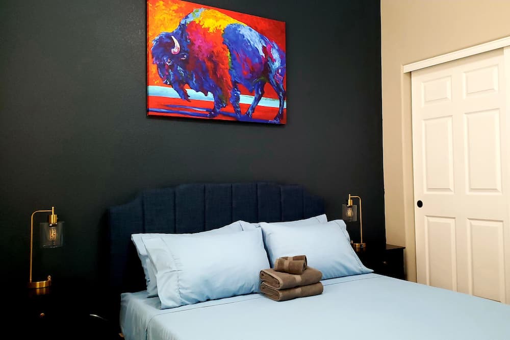 Photo of Bedroom in Castle Rock