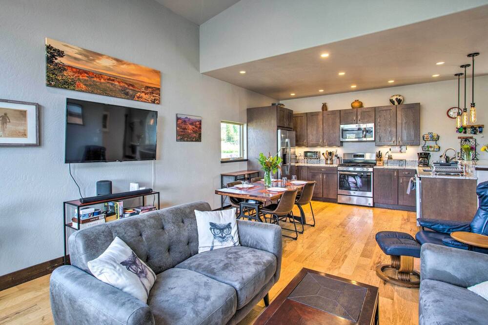 Photo of Livingroom in Crested Butte South