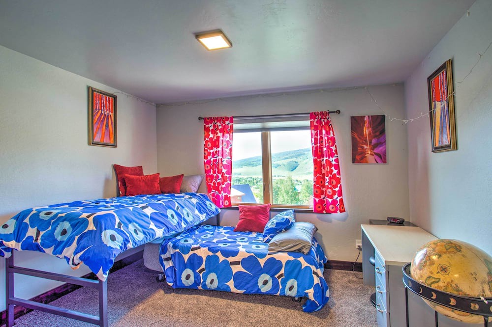 Photo of Bedroom in Crested Butte South