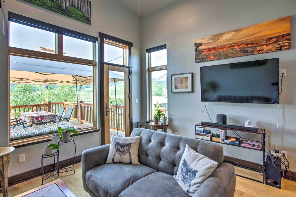 Photo of Livingroom in Crested Butte South