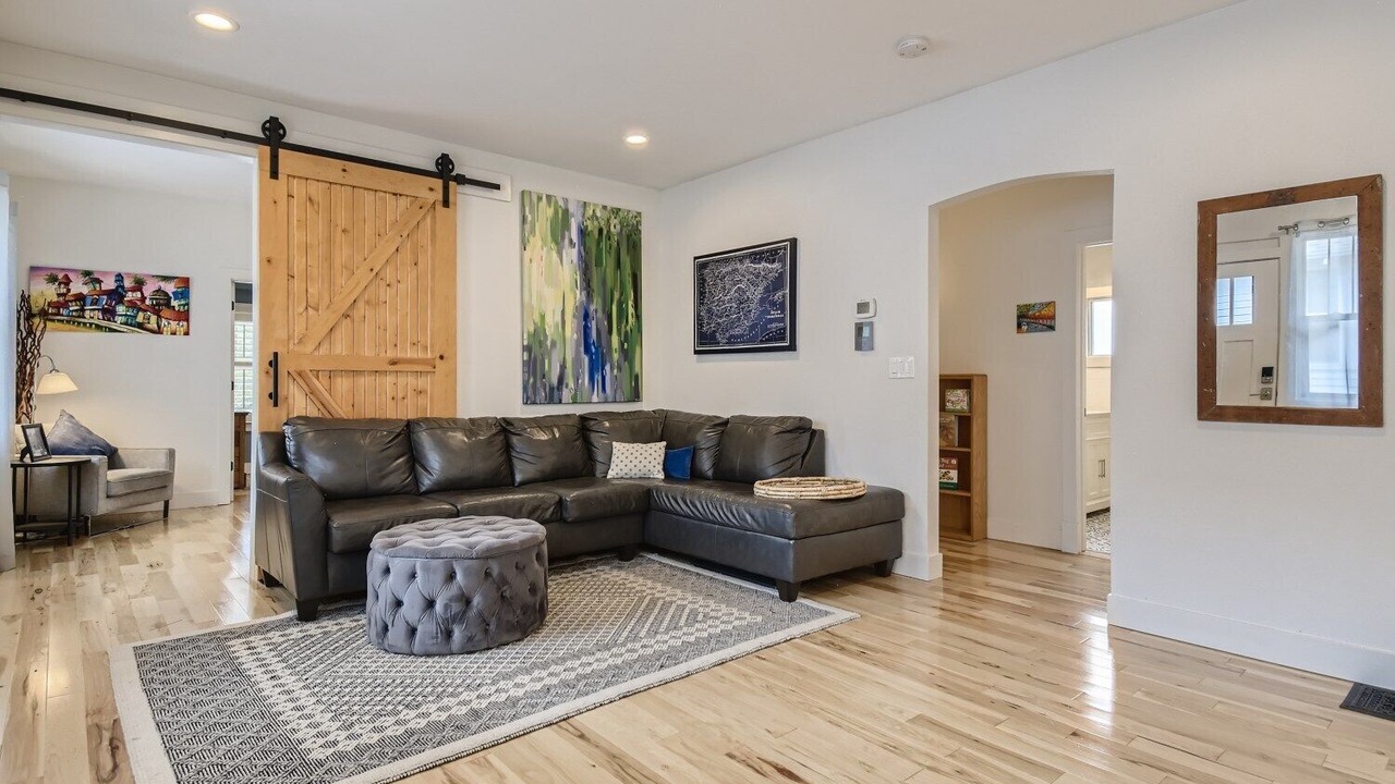 Photo of Livingroom in Littleton