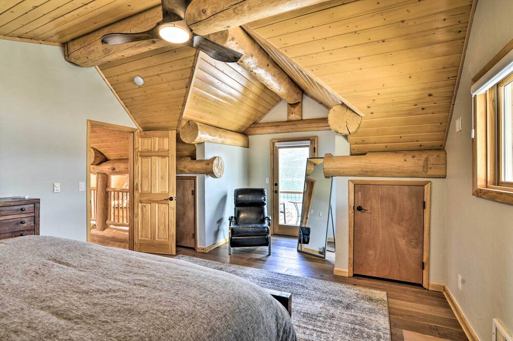 Photo of Bedroom in Twin Lakes