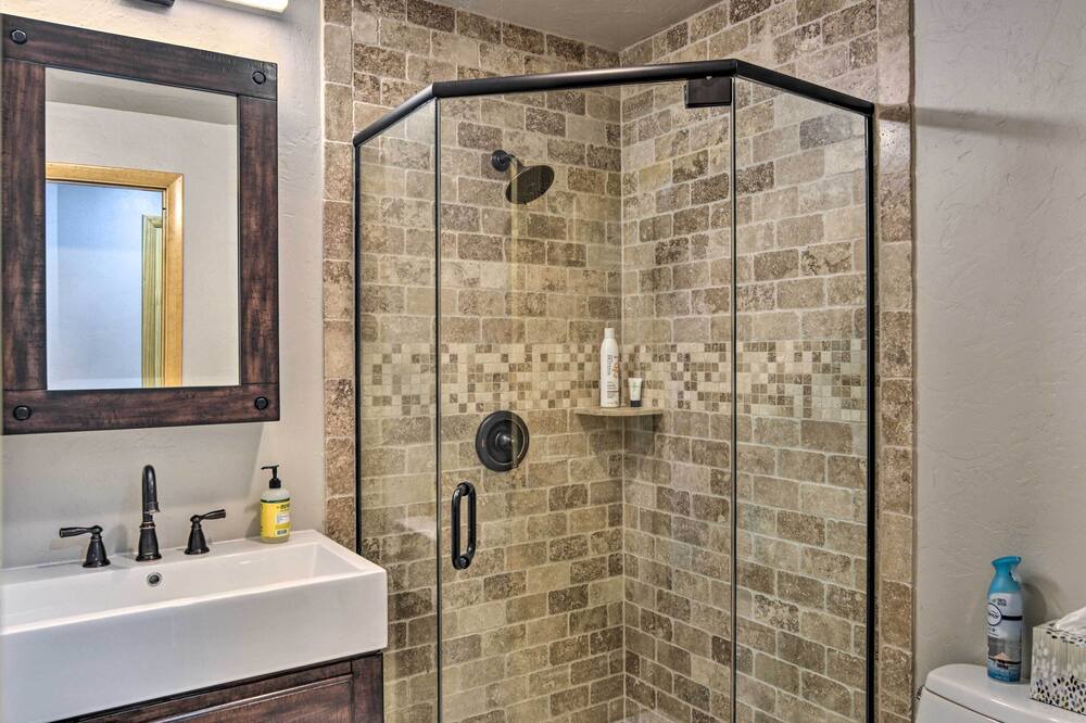 Photo of Bathroom in Twin Lakes