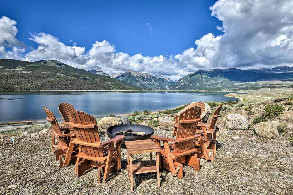 Photo of Others in Twin Lakes
