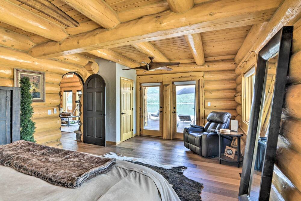 Photo of Bedroom in Twin Lakes