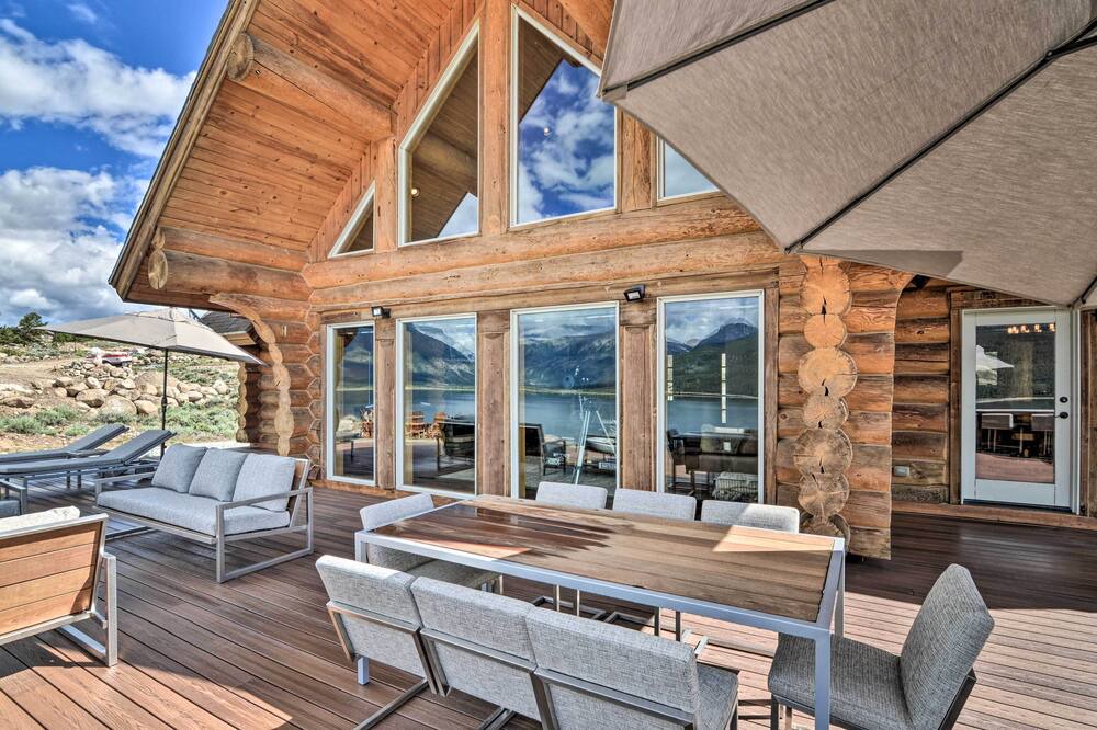 Photo of Patio Balcony in Twin Lakes