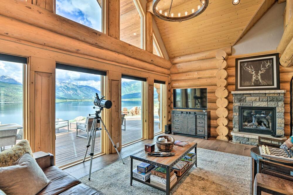 Photo of Bedroom in Twin Lakes