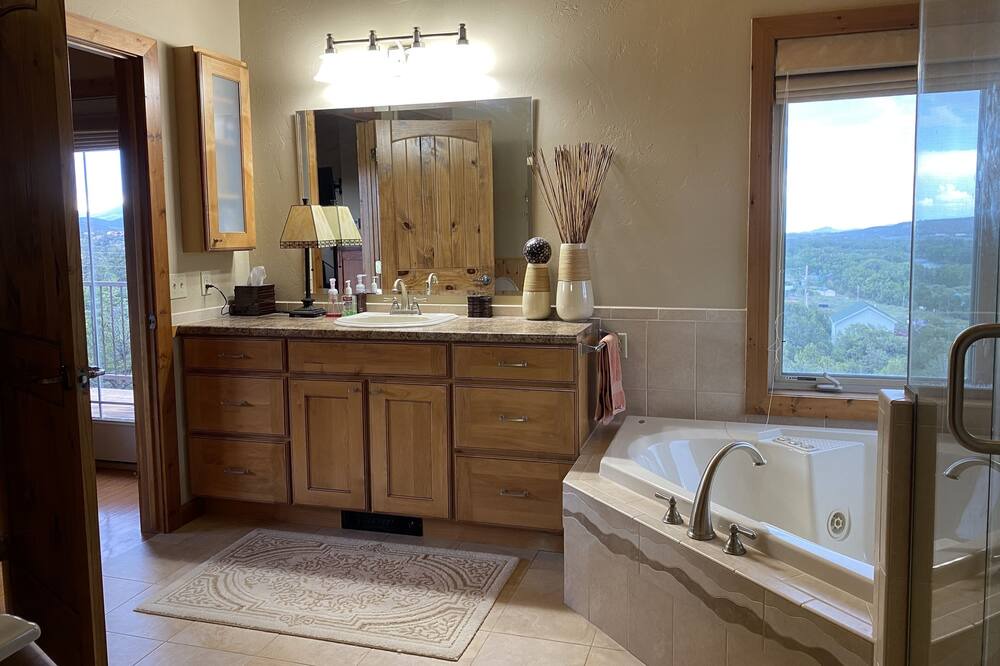 Photo of Bathroom in Alpine Village