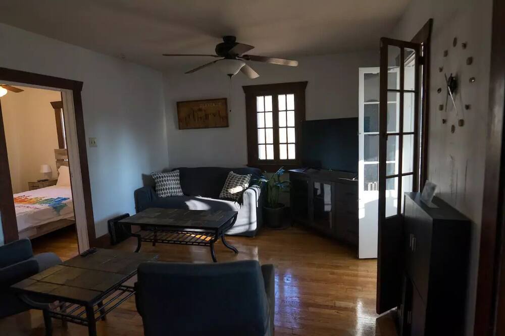 Photo of Livingroom in Berkeley