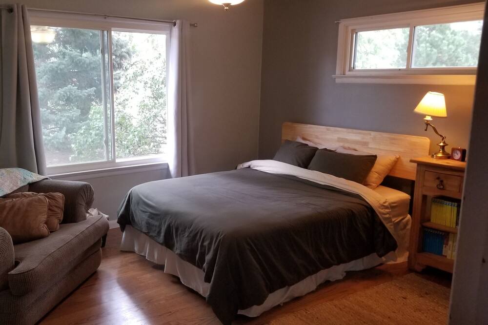 Photo of Bedroom in Loveland