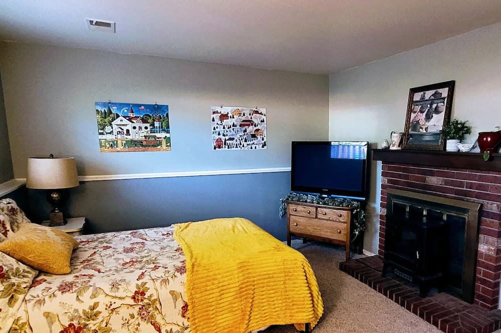 Photo of Bedroom in Fort Collins