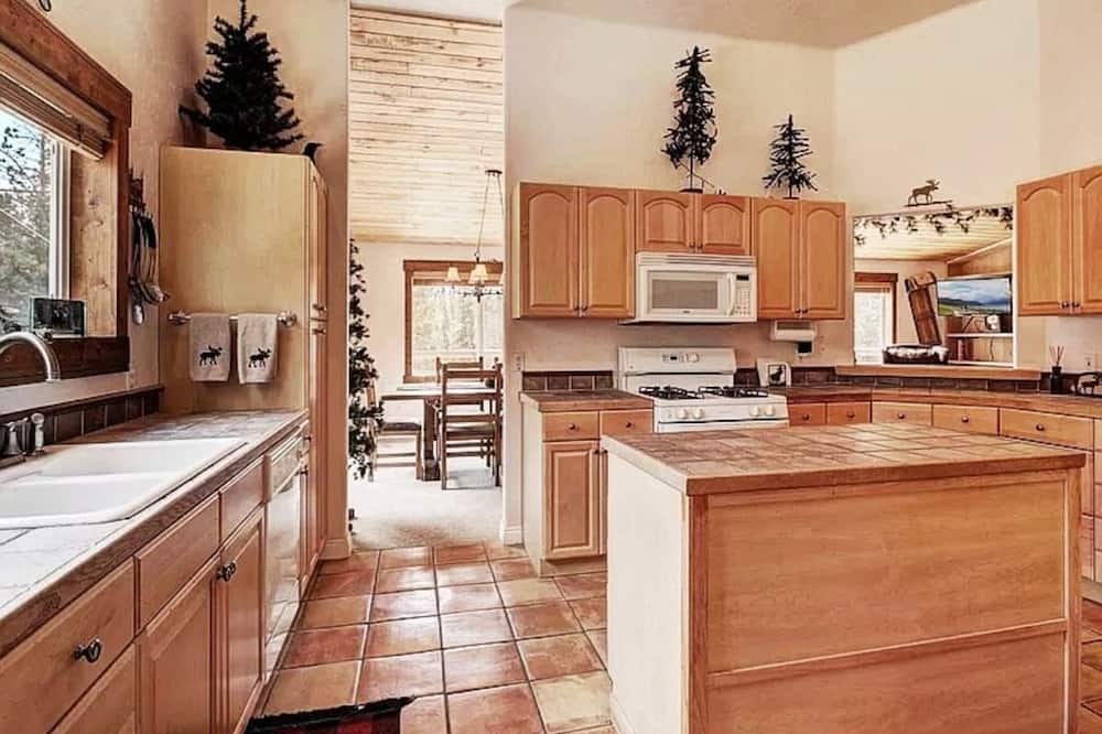 Photo of Kitchen in Valley of the Sun