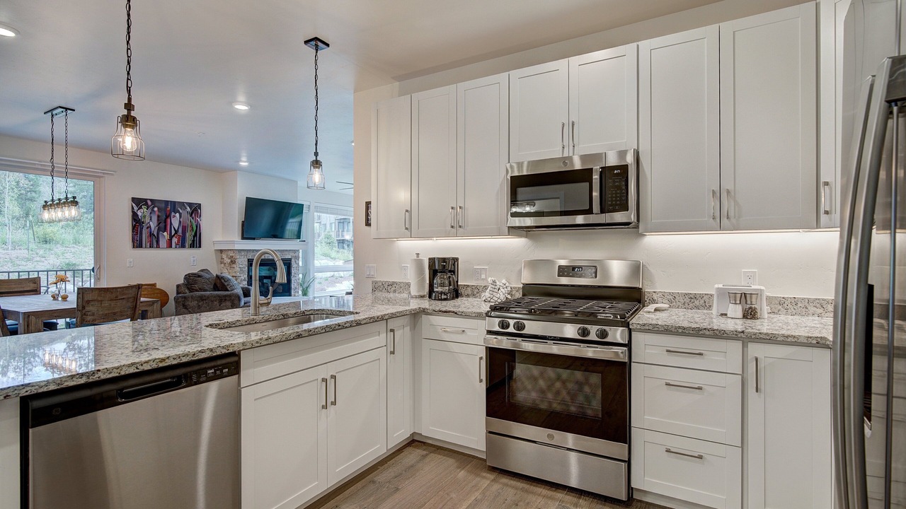 Photo of Kitchen in Lakeside Village