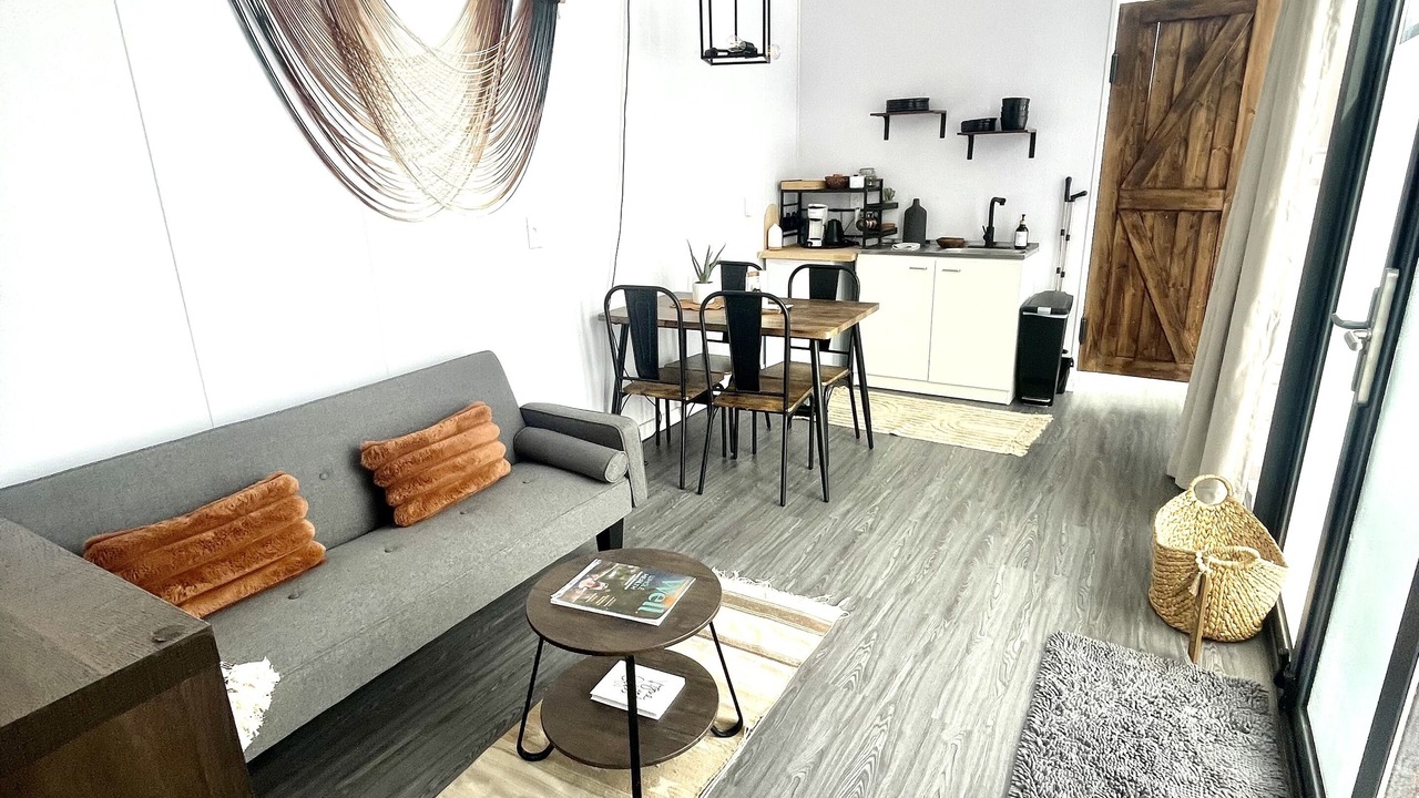 Photo of Livingroom in Trimble