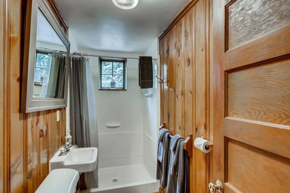 Photo of Bathroom in Idaho Springs
