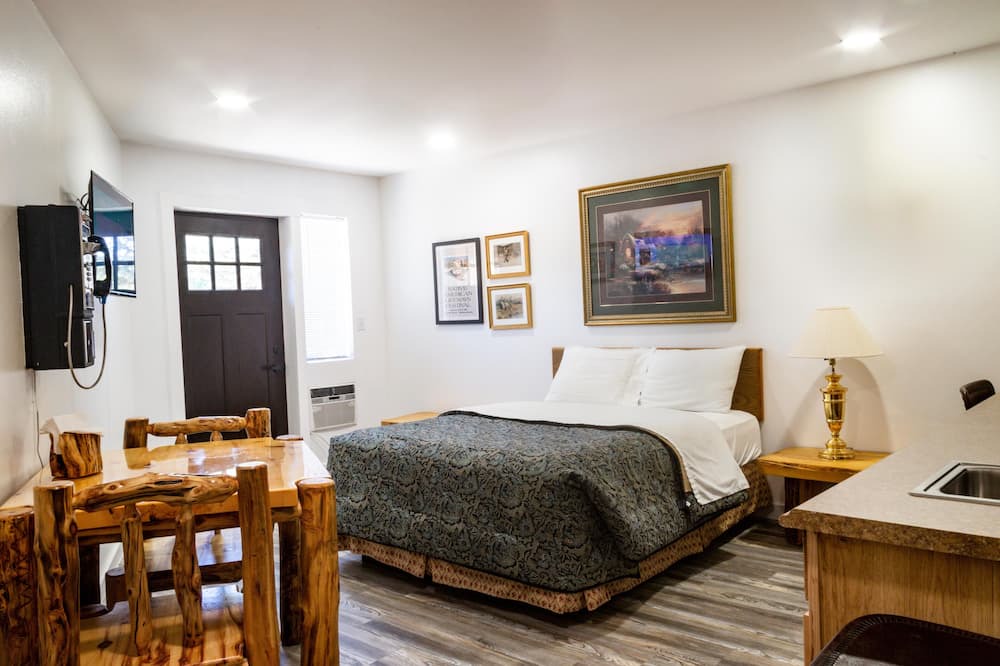 Photo of Bedroom in Delta