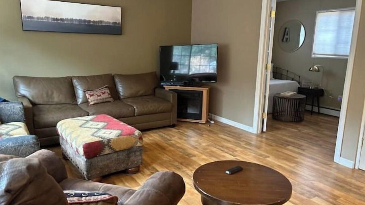 Photo of Livingroom in Beulah