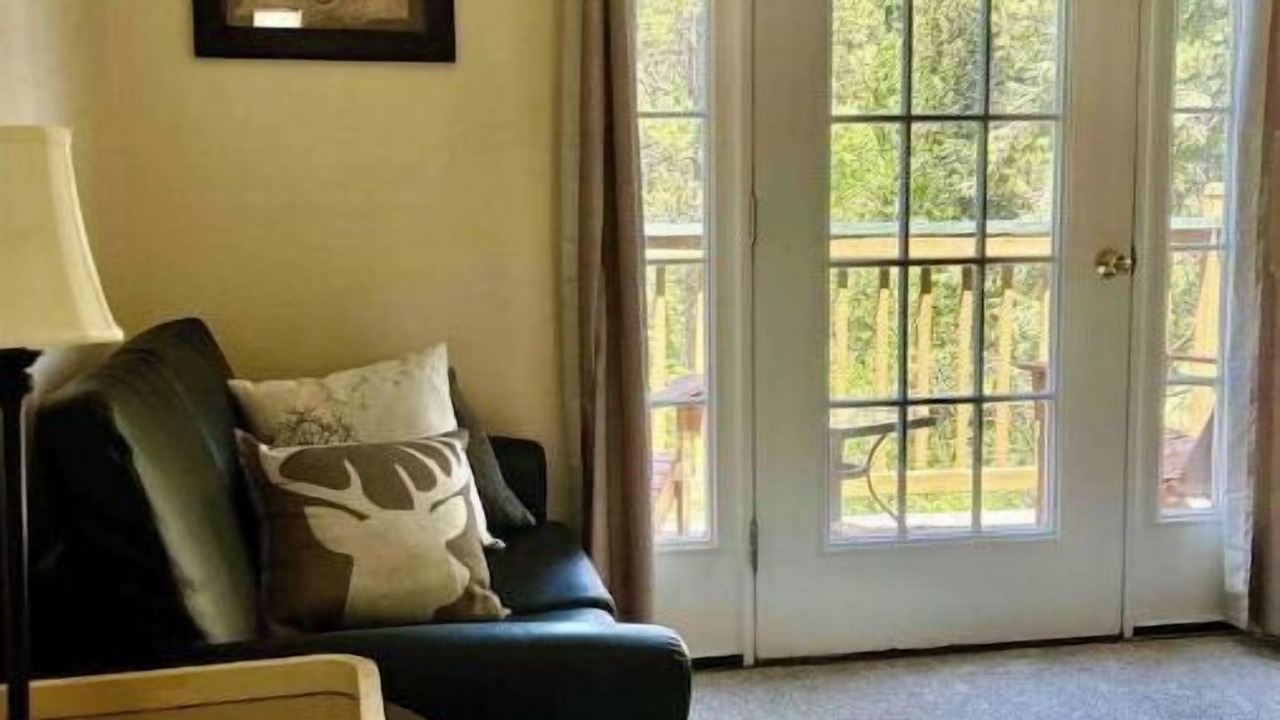 Photo of Livingroom in Beulah