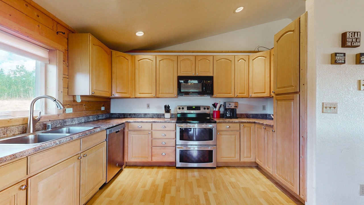 Photo of Kitchen in Warm Springs