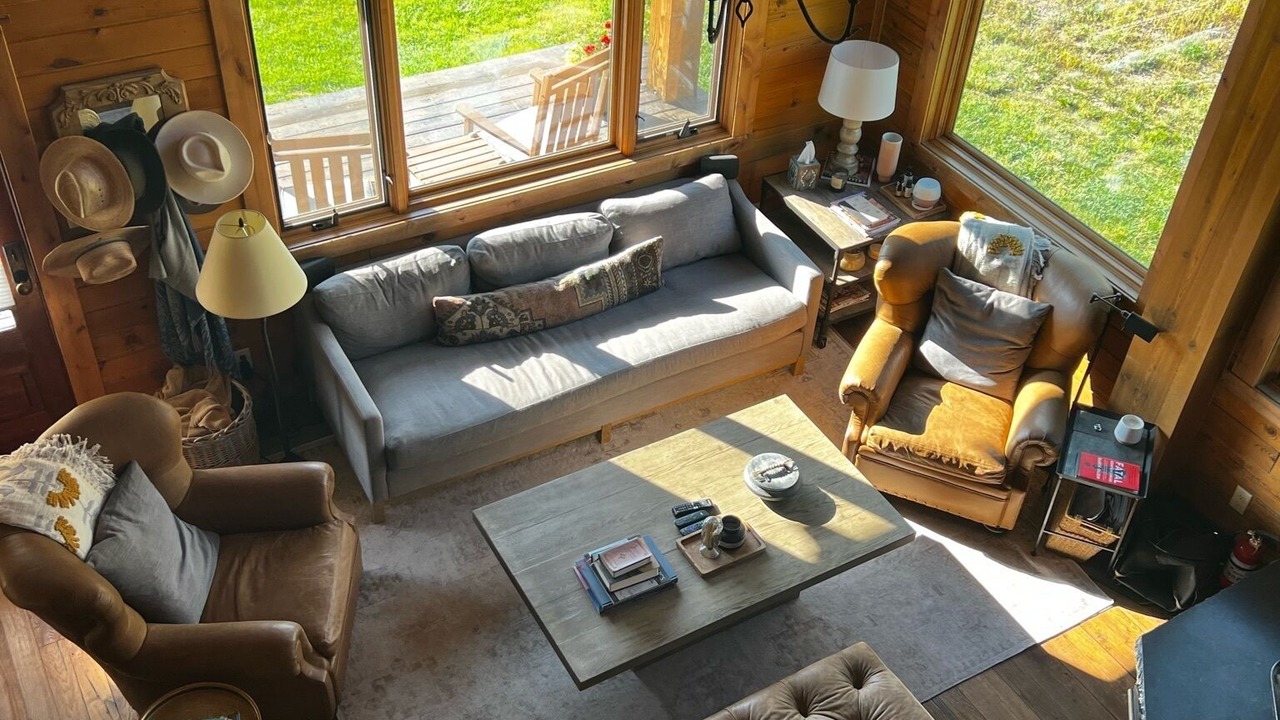 Photo of Livingroom in Clark