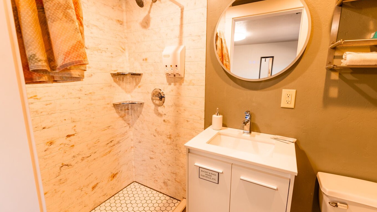 Photo of Bathroom in Salida