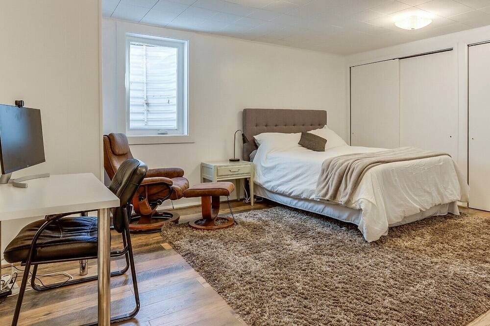 Photo of Bedroom in Hampden
