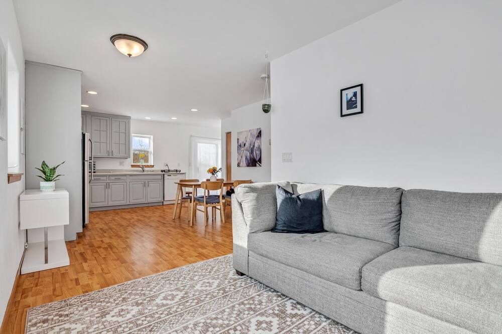 Photo of Livingroom in Basalt