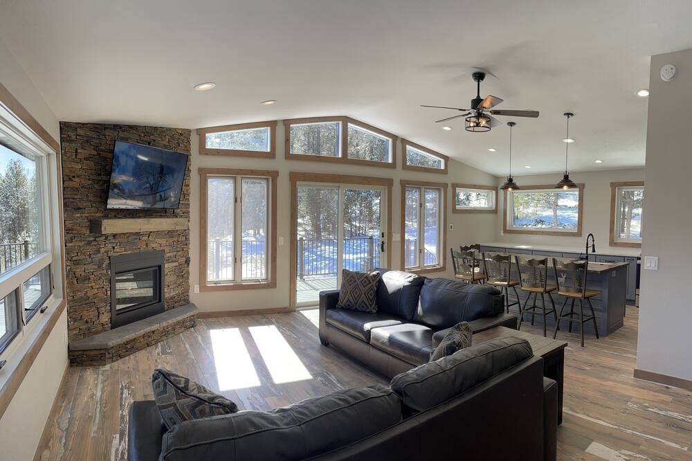 Photo of Livingroom in Pine