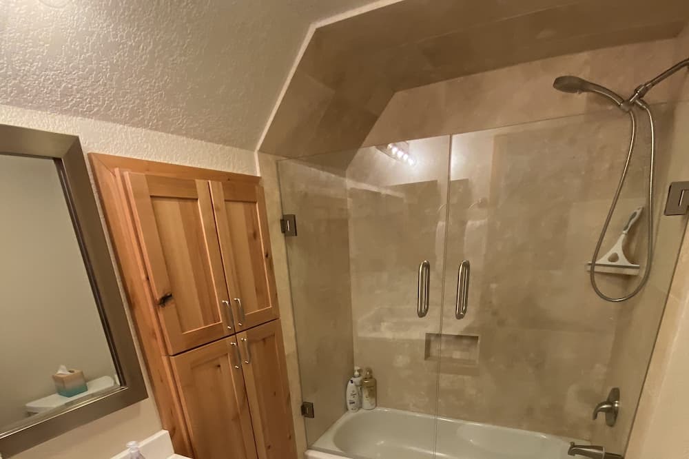 Photo of Bathroom in Blue River